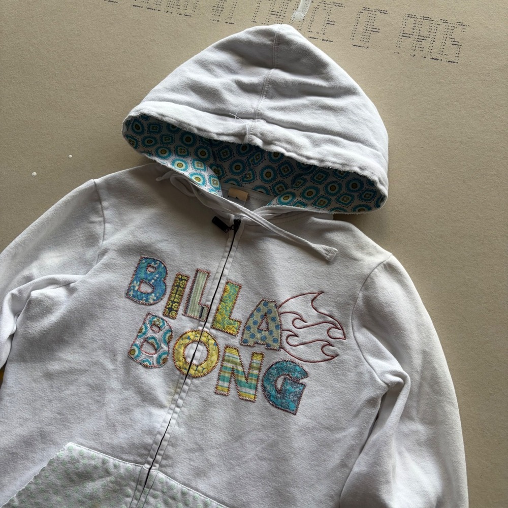 Vintage Y2K Billabong Surfwear Hoodie Sweatshirt White Patchwork Logo